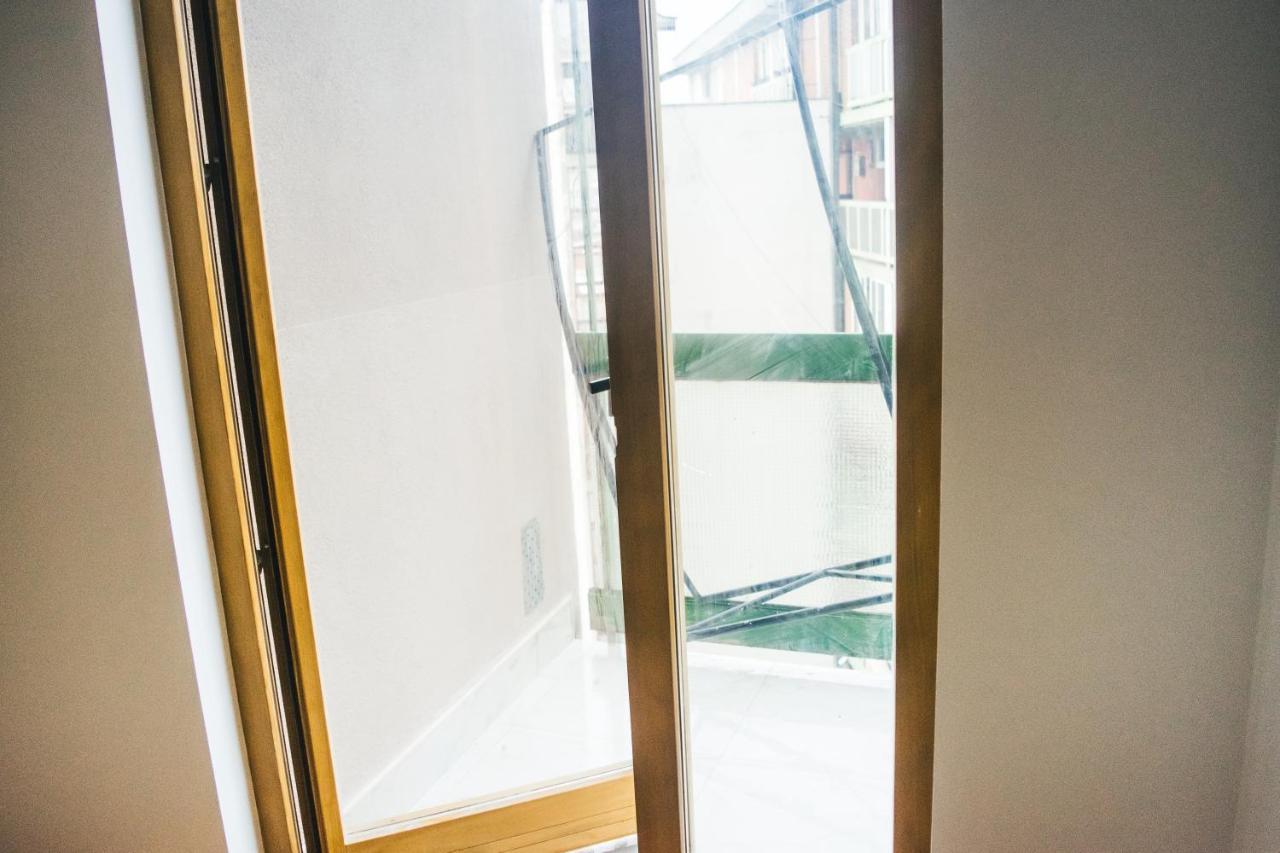 Apartamento Aparment Theatre Ni Exterior foto